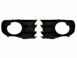 KIT GRILLE DE PARE-CHOCS AVANT AVEC TROU POUR PHARE ANTIBROUILLARD